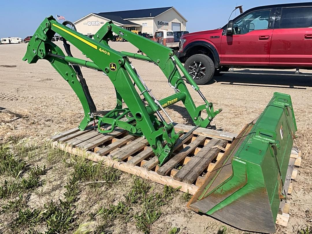 Image of John Deere 440R Primary image