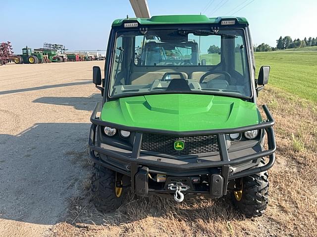 Image of John Deere XUV 835R equipment image 4