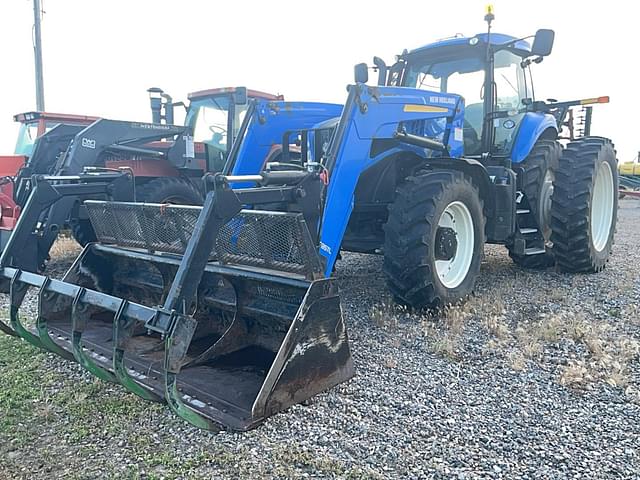 Image of New Holland T8.300 equipment image 1