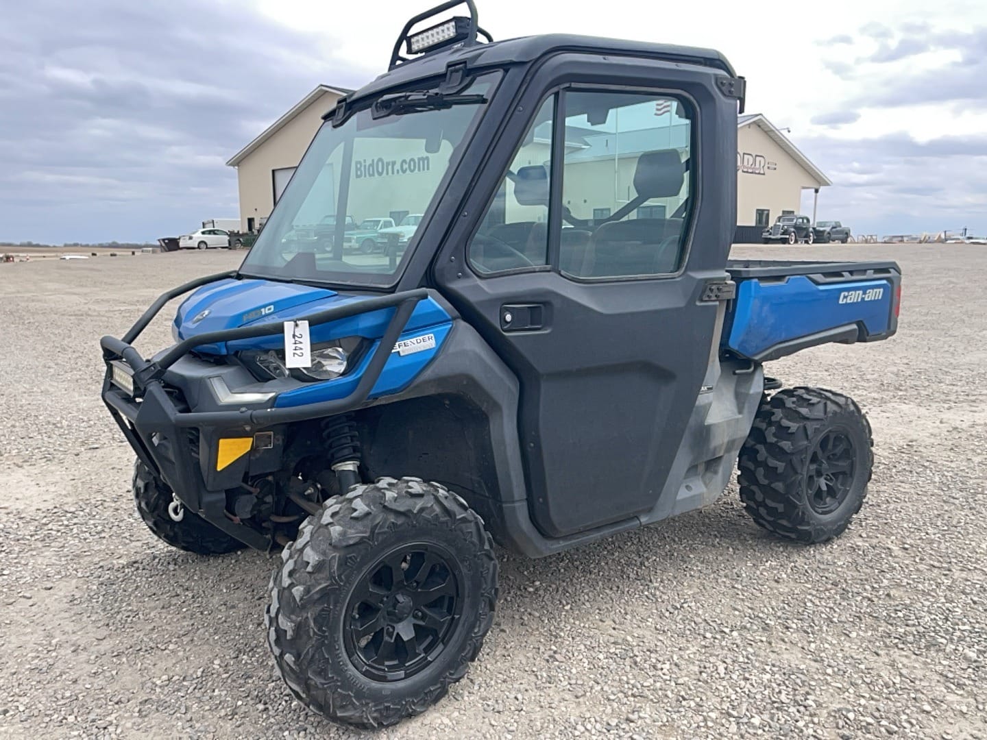 2021 Can-Am Defender Equipment Image0