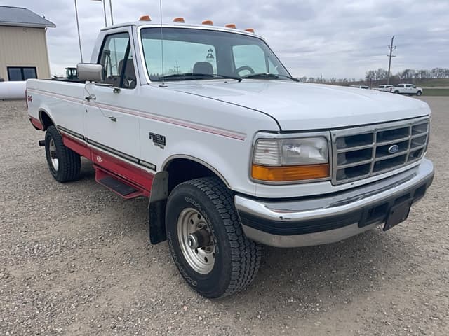 Image of Ford F-250 equipment image 3