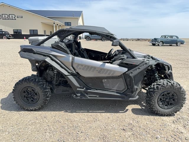 Image of Can-Am Maverick 1000 equipment image 4