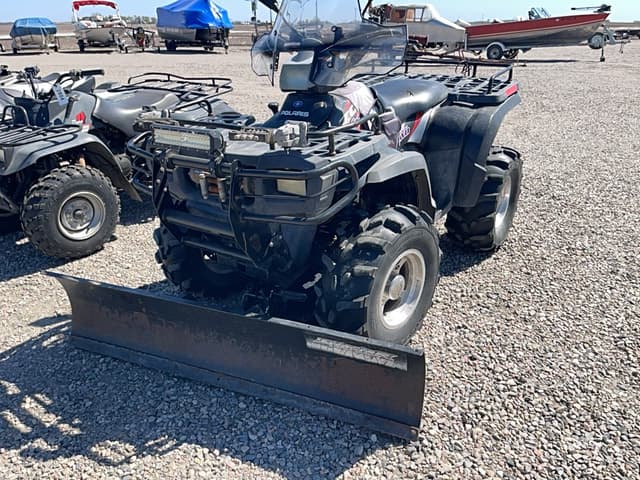 Image of Polaris 700 Twin equipment image 2