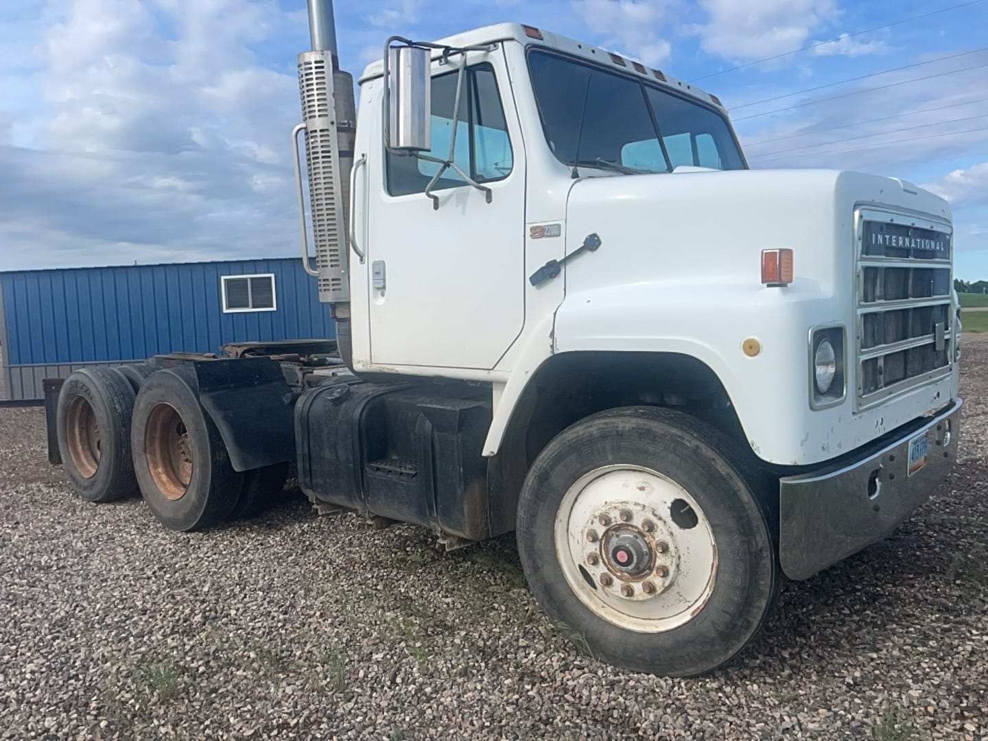 1986 International S2200 Equipment Image0