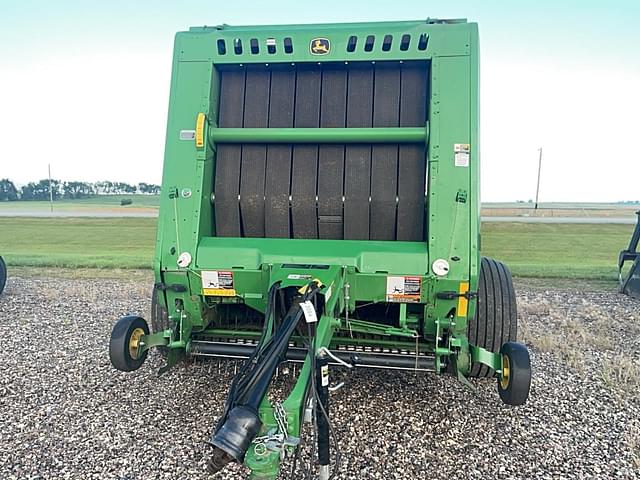 Image of John Deere 560M equipment image 1