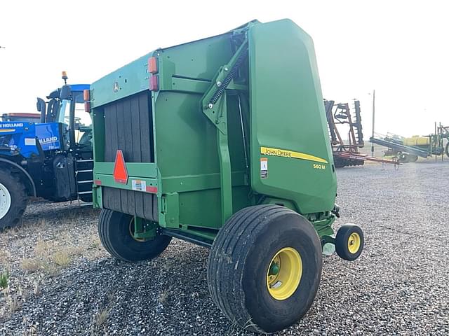 Image of John Deere 560M equipment image 4