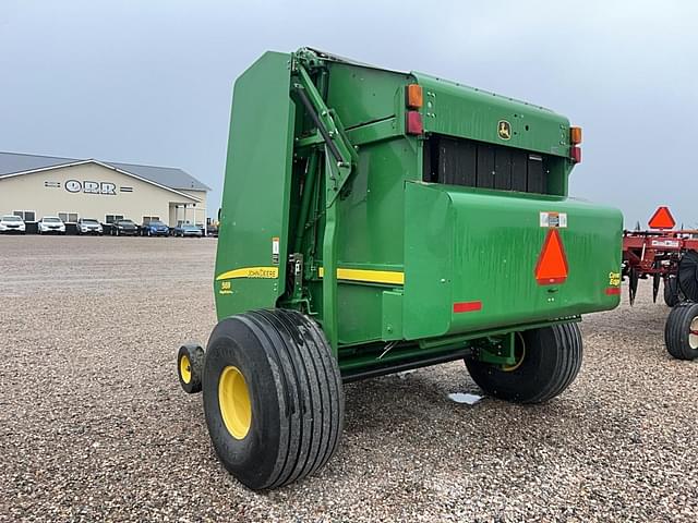 Image of John Deere 569 equipment image 1