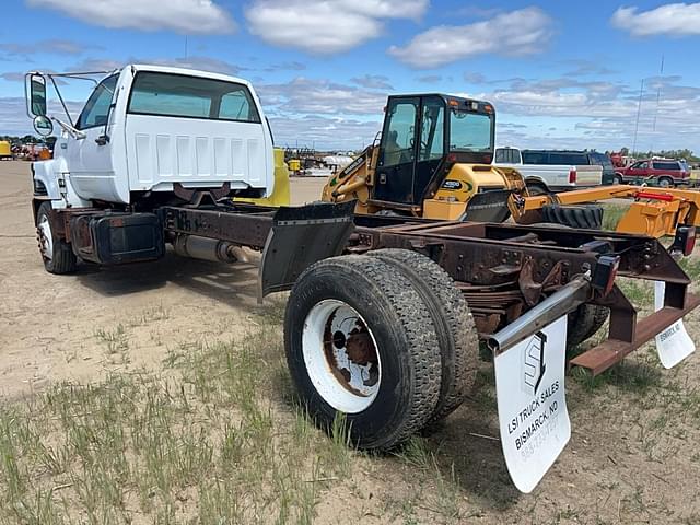 Image of GMC Topkick equipment image 1