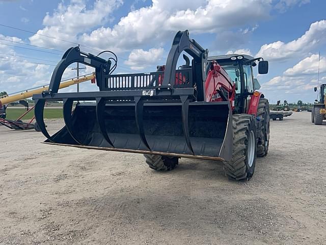 Image of Massey Ferguson 7715 equipment image 2