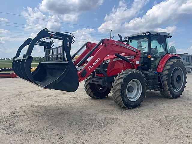 Image of Massey Ferguson 7715 equipment image 1