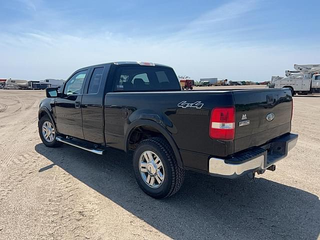 Image of Ford F-150 equipment image 1