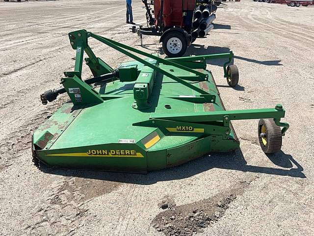 Image of John Deere MX10 equipment image 1