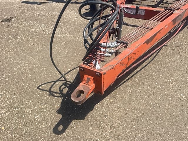 Image of Bourgault 9200 equipment image 2