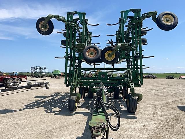 Image of John Deere 2410 equipment image 1