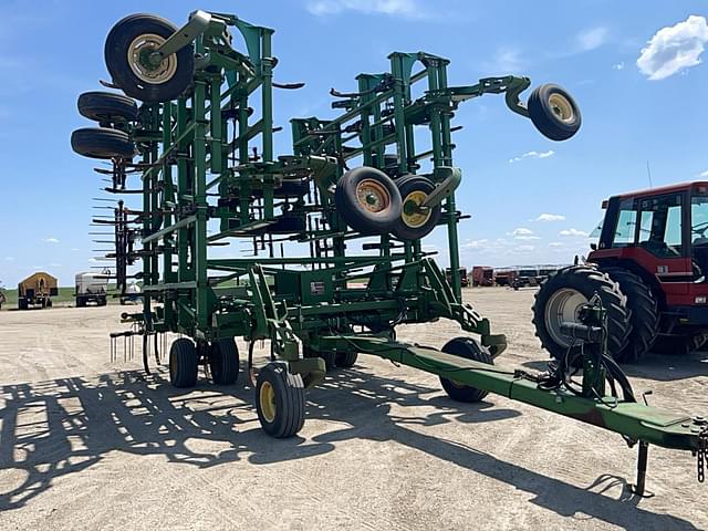 Image of John Deere 2410 equipment image 2