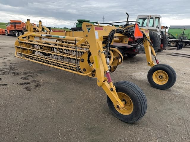 Image of Vermeer R2800 equipment image 2