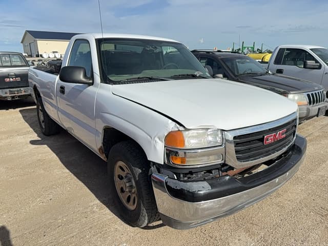Image of GMC 1500 equipment image 3