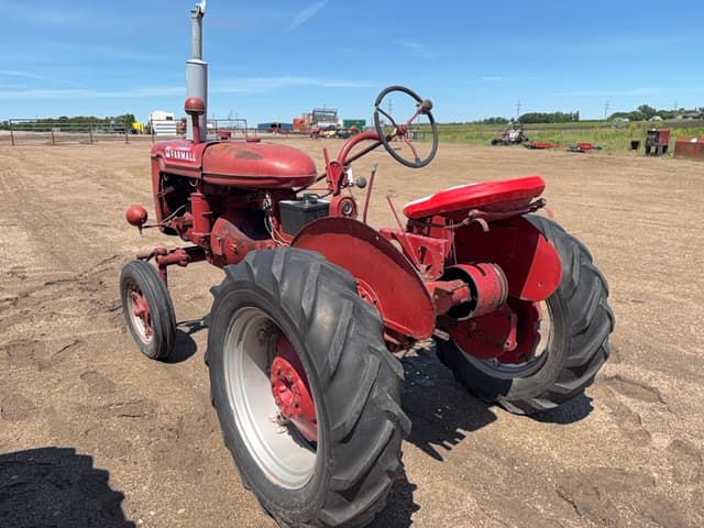 Image of Farmall A equipment image 1
