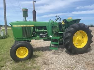 1965 John Deere 4020 Image