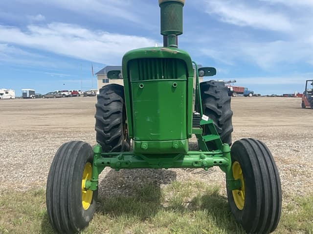 Image of John Deere 4020 equipment image 2