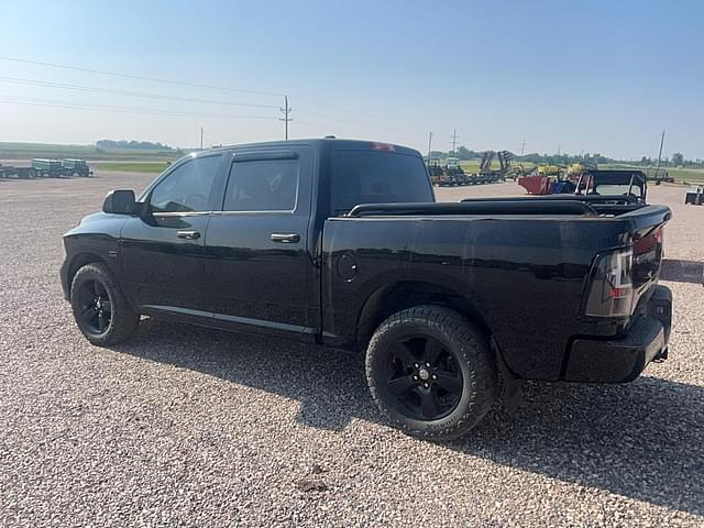 Image of Dodge Ram 1500 equipment image 1