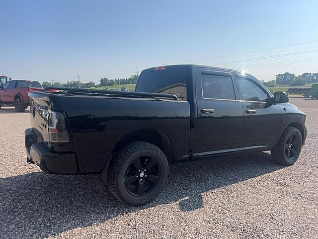 Image of Dodge Ram 1500 equipment image 2