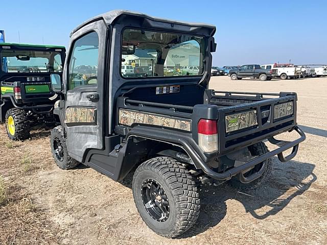 Image of John Deere XUV 835R equipment image 2
