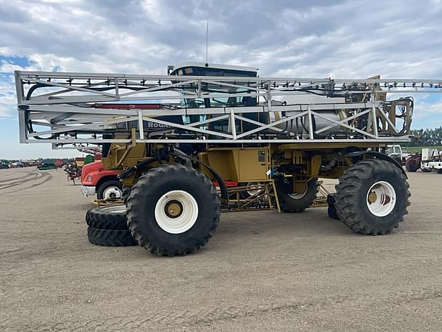 Image of Ag-Chem RoGator 854 equipment image 3