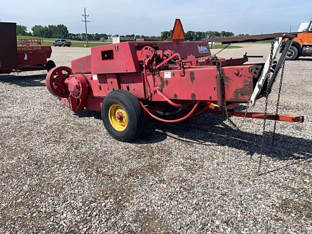 Image of Massey Ferguson 124 equipment image 3