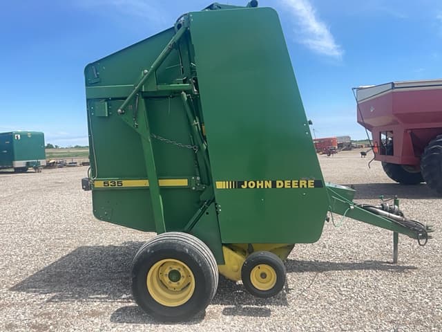 Image of John Deere 535 equipment image 3