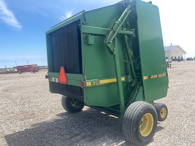 Image of John Deere 535 equipment image 4