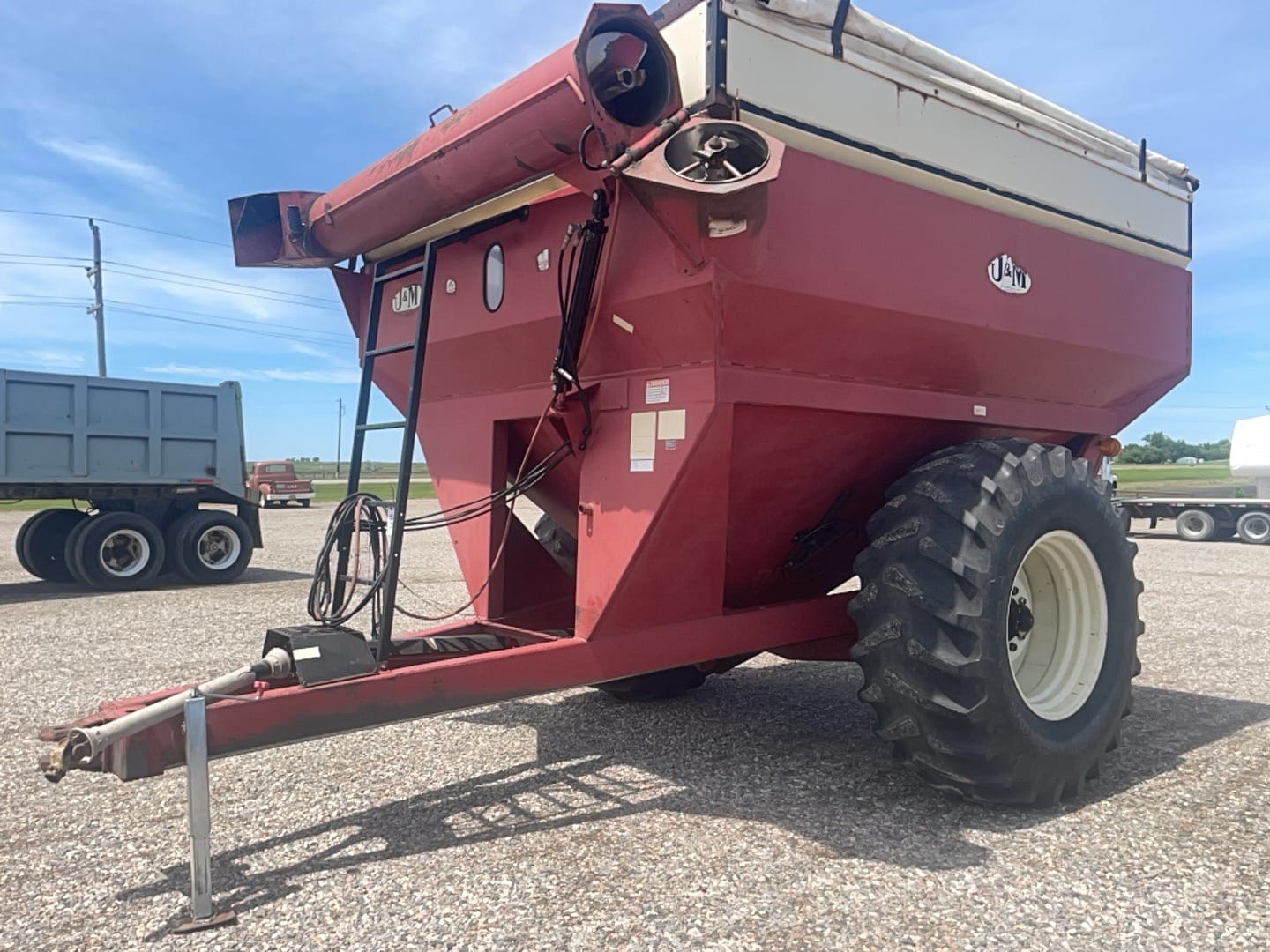 J&M 500-14 Equipment Image0