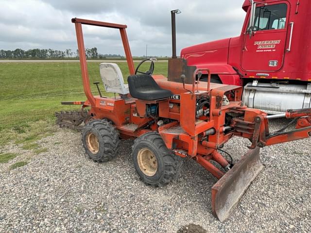 Image of Ditch Witch 2300 equipment image 1
