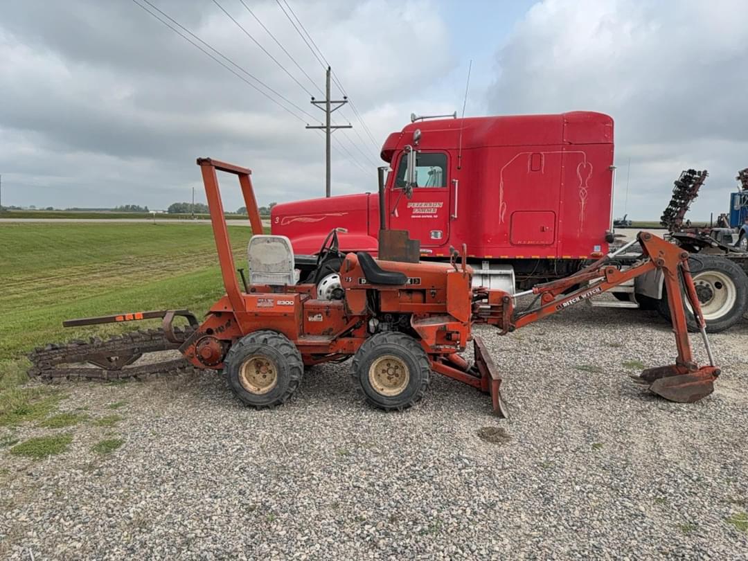 Image of Ditch Witch 2300 Primary image