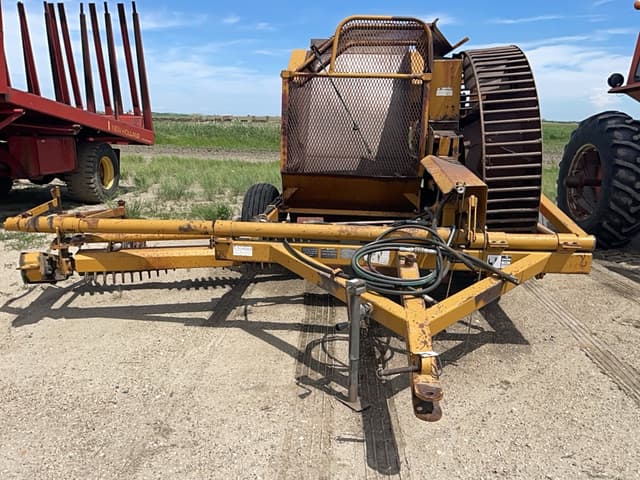 Image of Haybuster H-106 equipment image 1