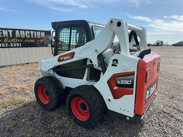 Image of Bobcat S590 equipment image 4