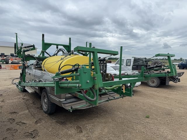 Image of Chevrolet 3500 equipment image 1