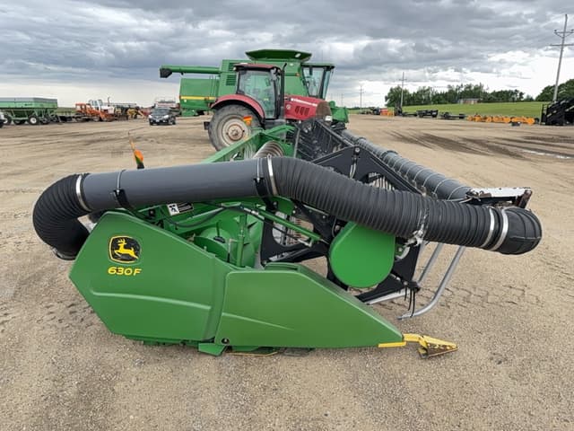 Image of John Deere 630F equipment image 3