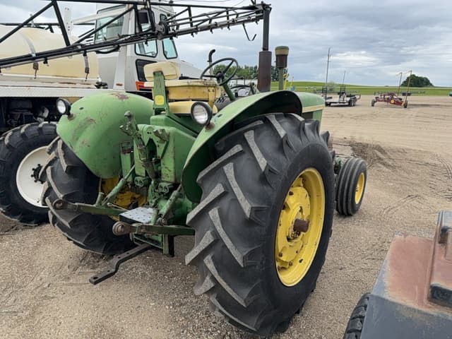 Image of John Deere 3010 equipment image 3