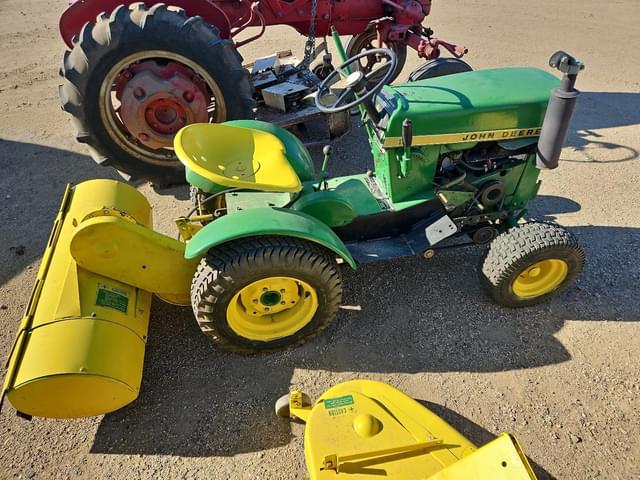 Image of John Deere 110 equipment image 4