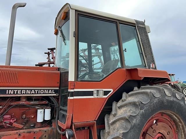 Image of International Harvester 1086 equipment image 3