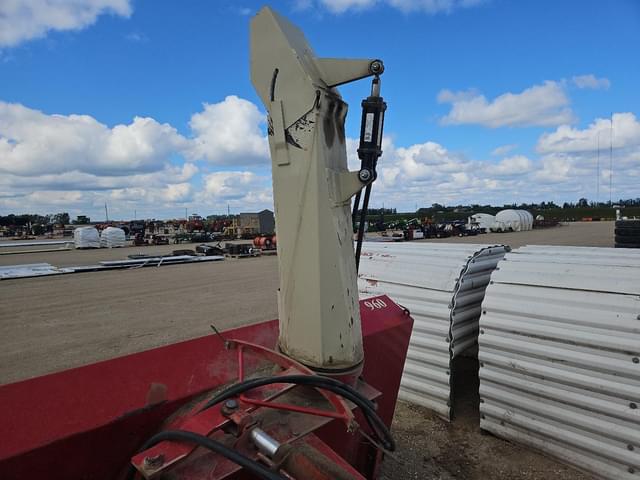 Image of Farm King 960 equipment image 2