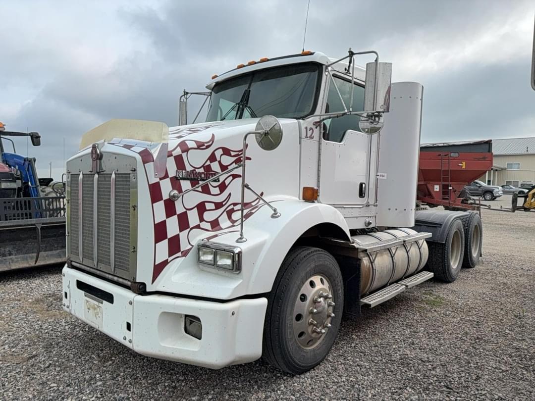 Image of Kenworth T800 Primary image