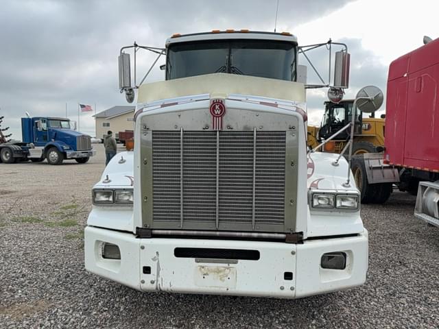 Image of Kenworth T800 equipment image 4