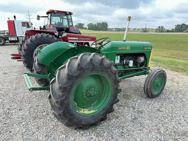 Image of Oliver Super 55 equipment image 3