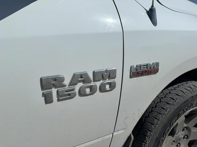 Image of Dodge Ram 1500 equipment image 4