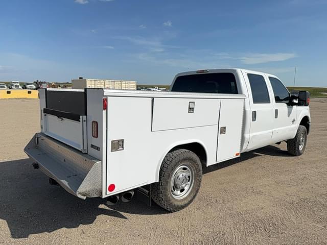 Image of Ford F-250 equipment image 3