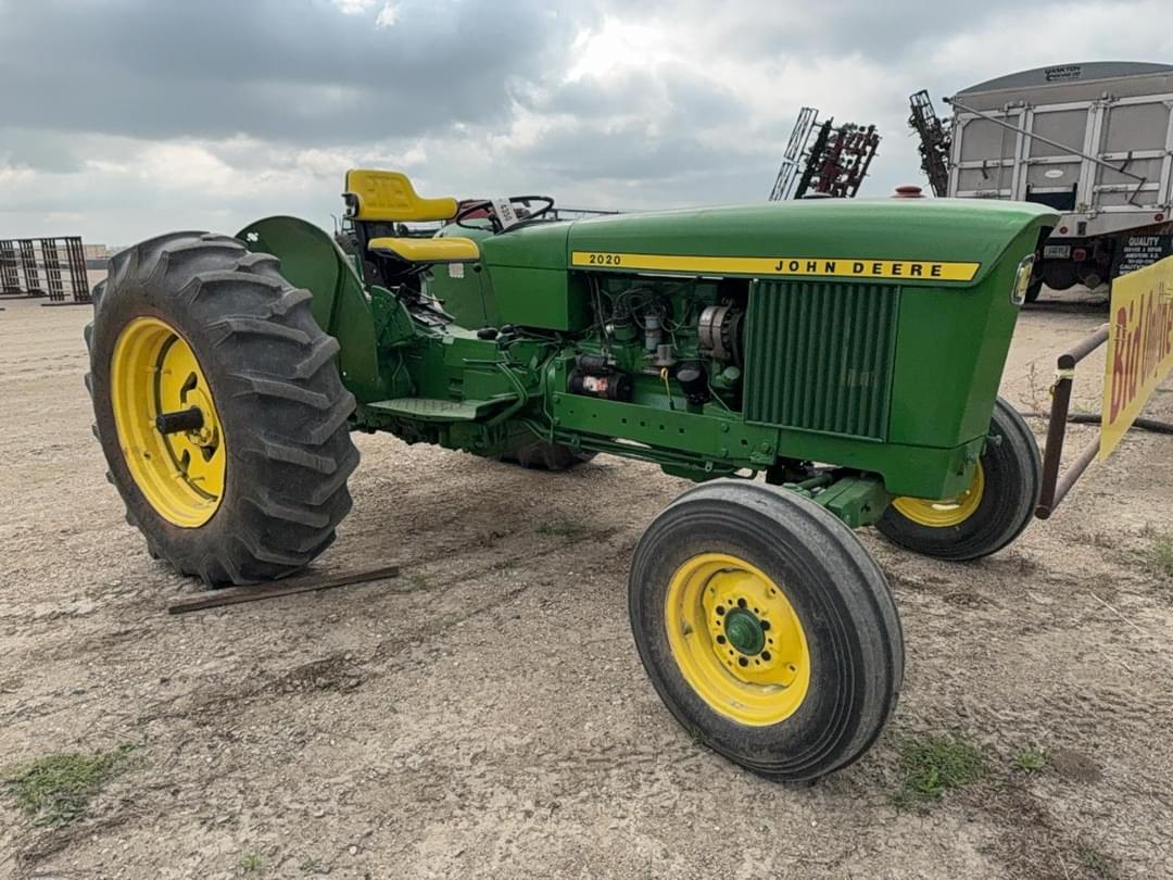 Image of John Deere 2020 Primary image