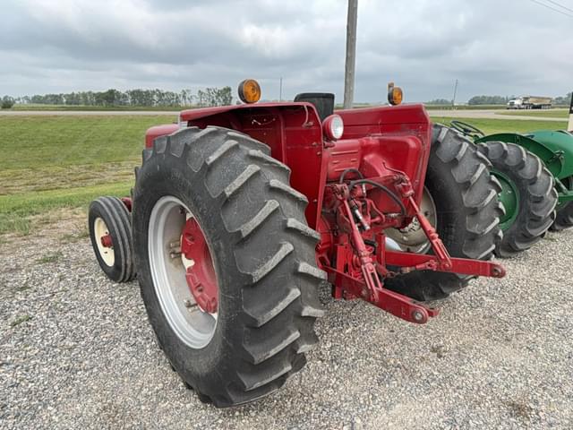 Image of International Harvester 574 equipment image 2
