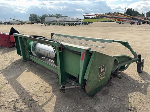 Image of John Deere 224 equipment image 1